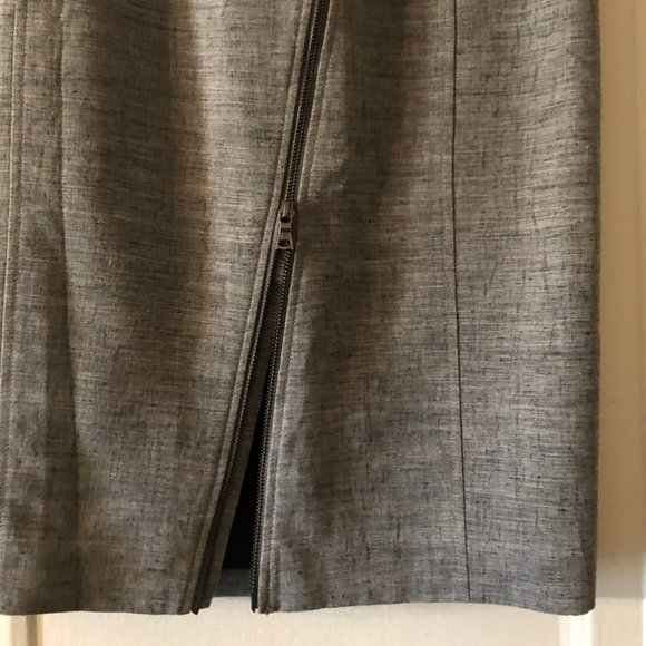 BCBG MaxAzria Pencil Skirt With Asymmetrical Front Zipper, Size US 2 - Picture 7 of 11